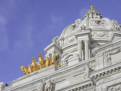 a photo of the Minnesota state capitol