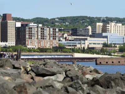 Duluth shoreline