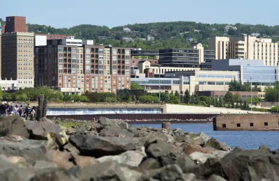 Duluth shoreline