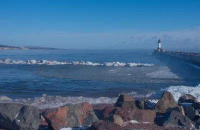 Duluth shoreline in the winter