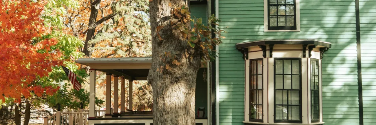 Minnesota home in the fall